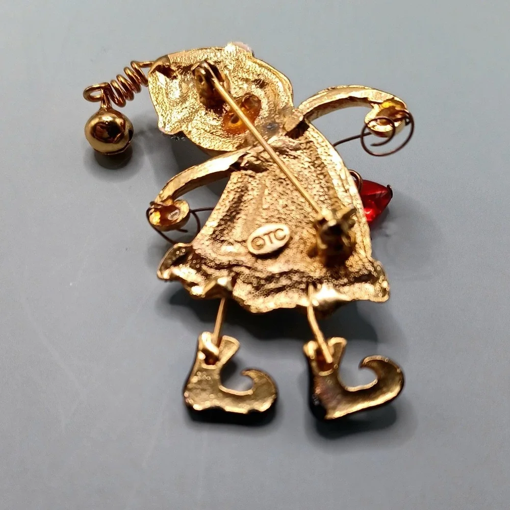 Vintage‎ Tanya Creations Santa Brooch Pin Enamel Whimsical Christmas TC Signed